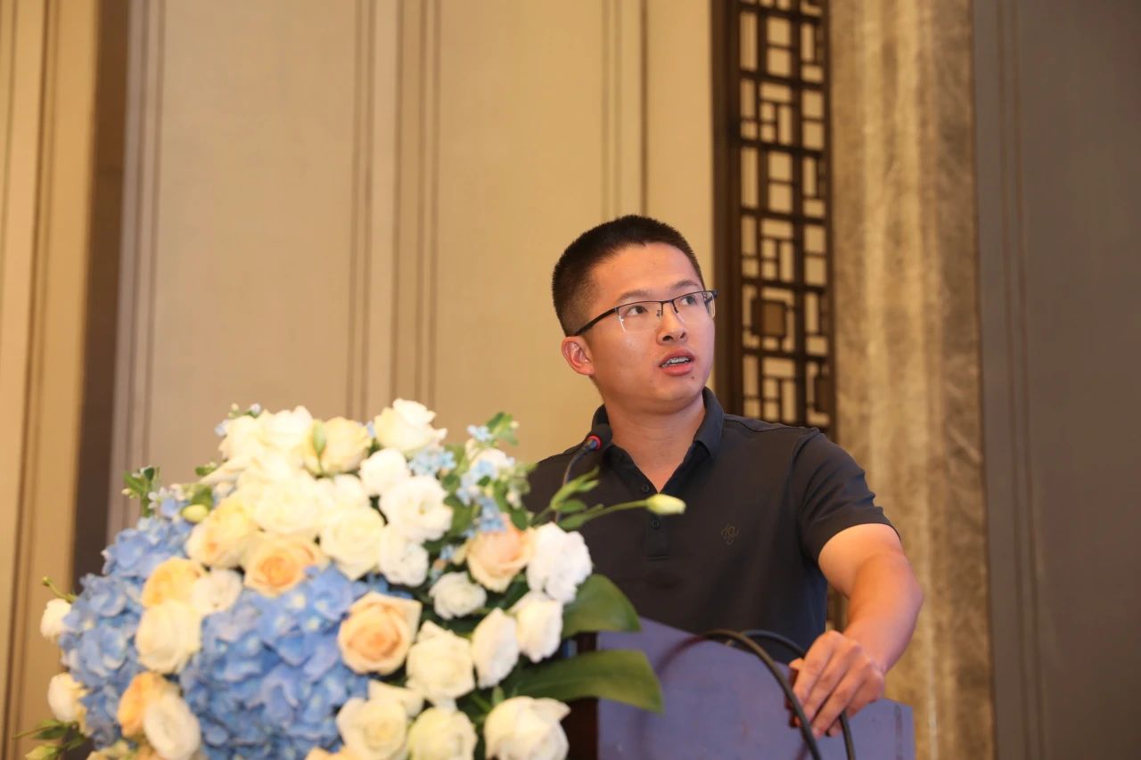 成人导航