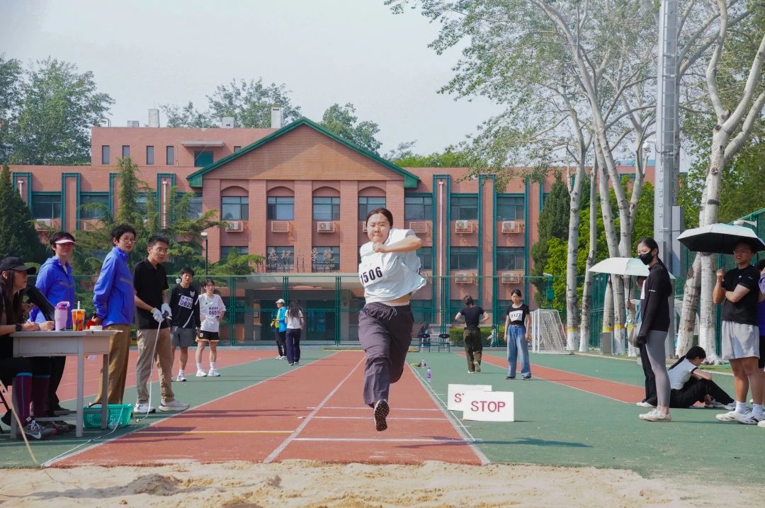 成人导航